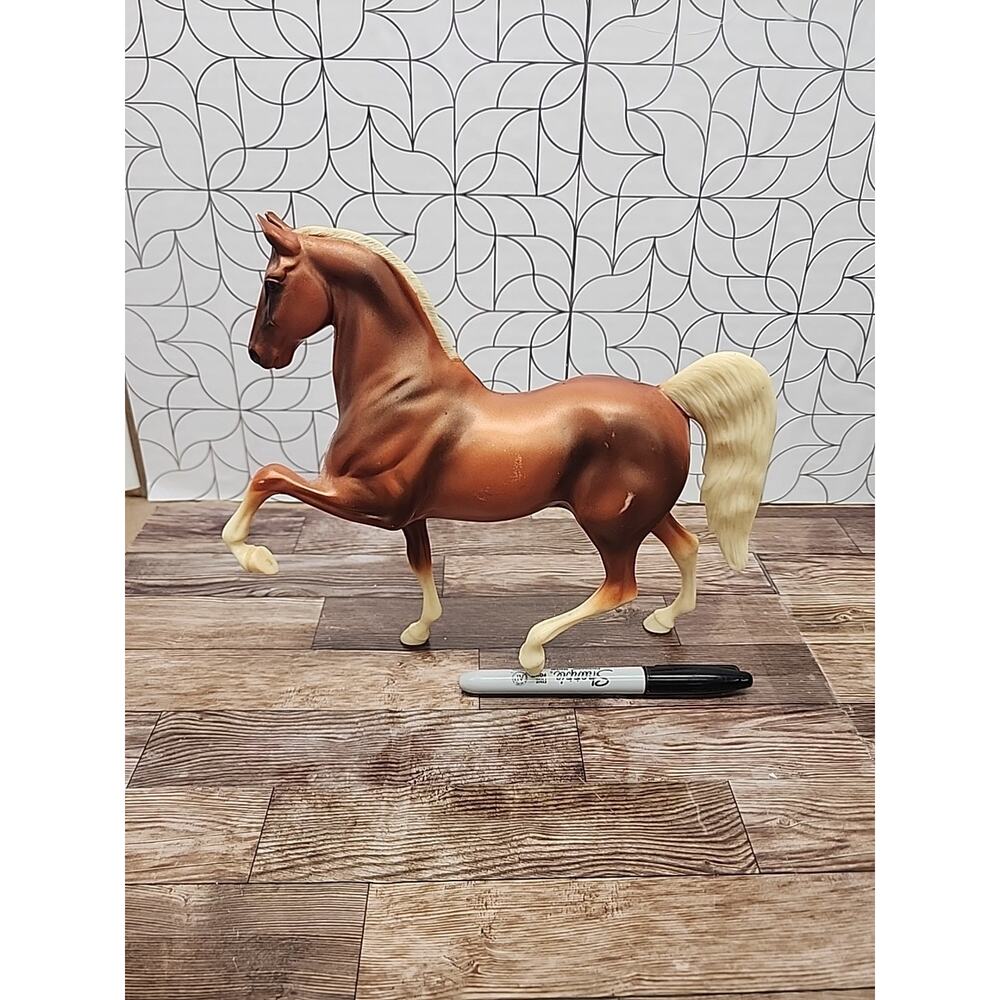 Vintage Hartland Plastics Inc. Horse Prancing Breyer 9” Five Gaiter Sorrel